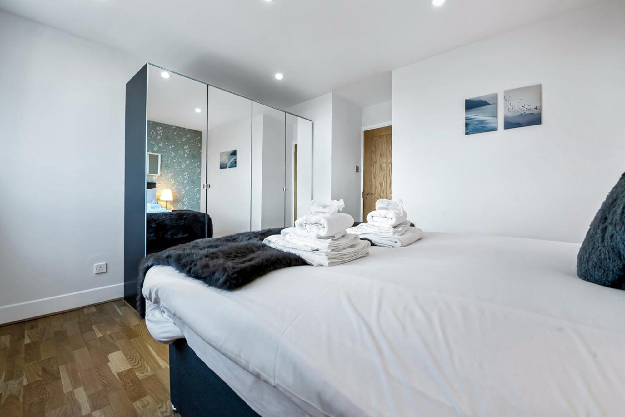 Апартаменти Stunning Flat On King'S Road, Chelsea With Balcony Лондон Екстер'єр фото
